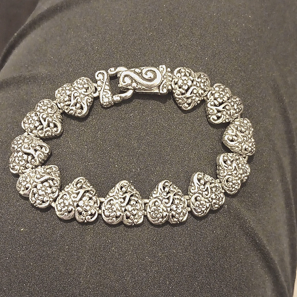 Heart bracelet  silver tone